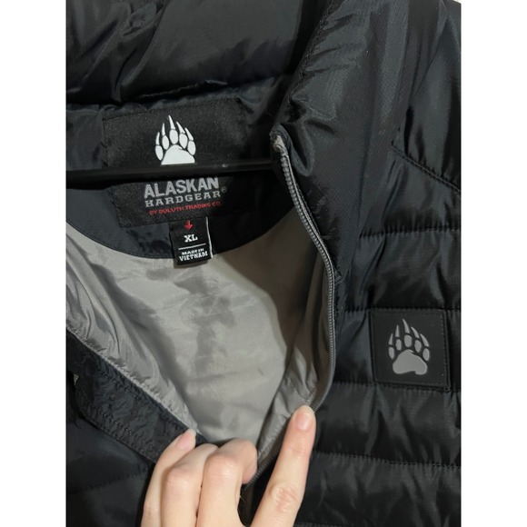 Alaskan Hardgear by Duluth Trading Co Mens Black Puffer Vest Size XL - Picture 2 of 9